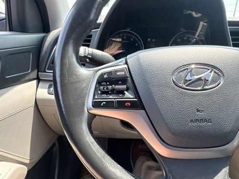 Used 2018 Hyundai Elantra Value Edition w/ Cargo Package FWD image 17