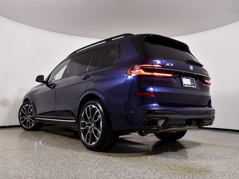 Used 2023 BMW X7 xDrive40i w/ M Sport Package image 18