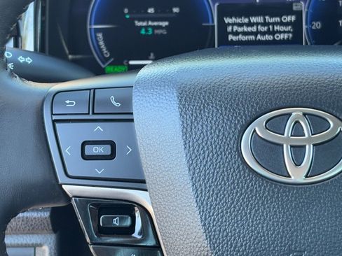 Certified 2025 Toyota Camry XLE image 22