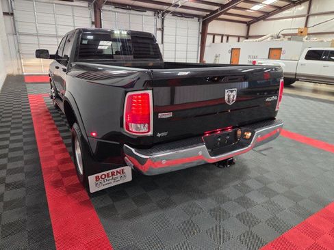 Used 2018 RAM 3500 Laramie w/ Convenience Group image 28