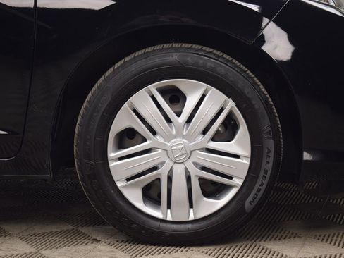 Used 2020 Honda Fit LX image 33