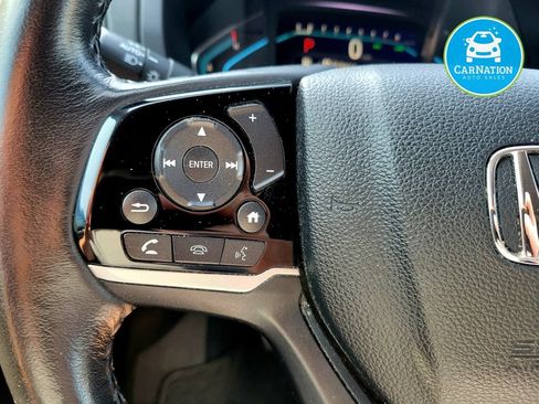 Used 2018 Honda Odyssey Touring image 18
