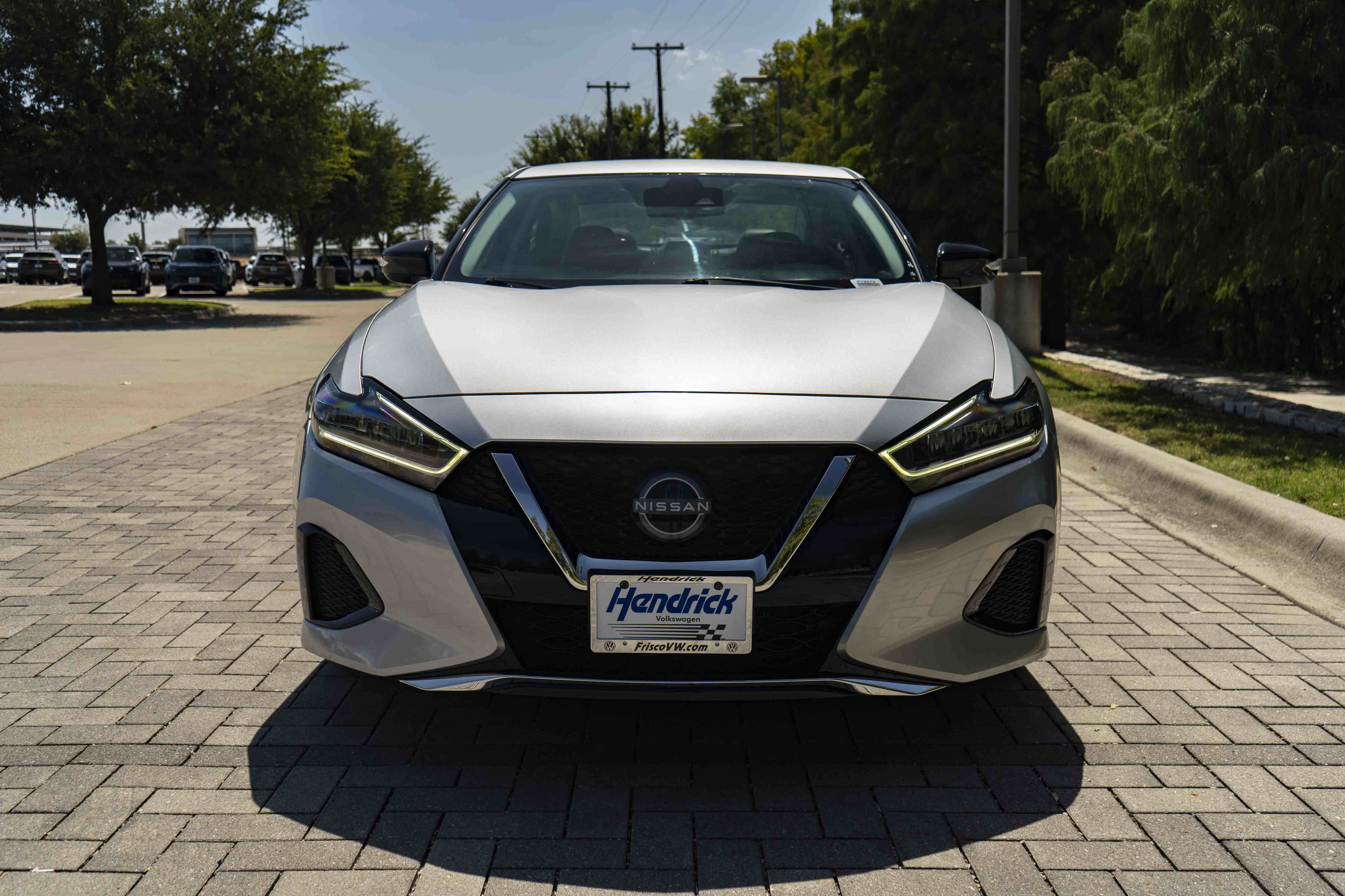Used 2023 Nissan Maxima SV w/ Floor Mat Group FWD image 3