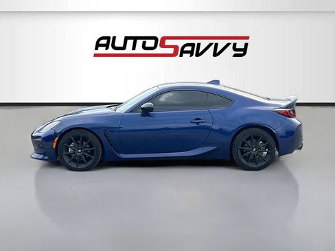 Used 2024 Toyota GR86 Premium RWD image 4