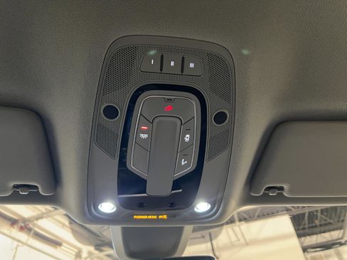 Used 2018 Audi Q5 2.0T Premium image 22