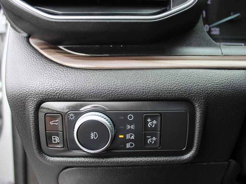 Used 2020 Ford Explorer Limited w/ Hybrid Equipment Group 310A AWD/4WD image 14