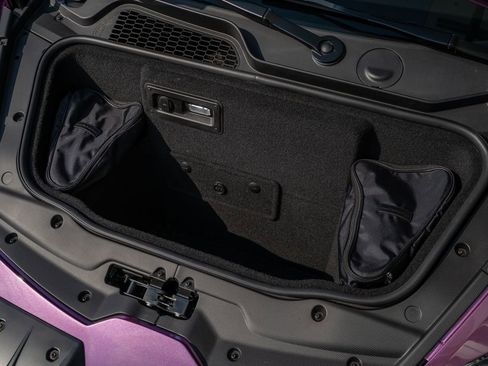 Used 2024 Lamborghini Huracan Sterrato image 41