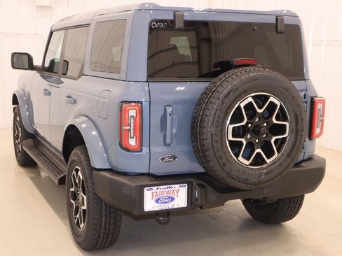 New 2025 Ford Bronco Outer Banks AWD/4WD image 5