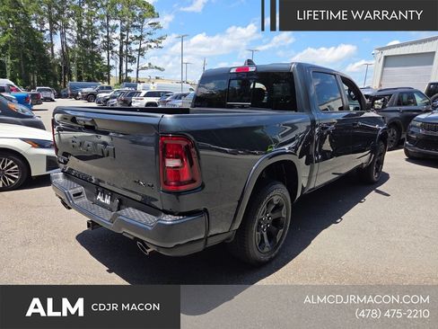 New 2026 RAM 1500 Big Horn AWD/4WD image 13
