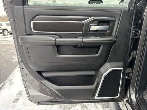 Used 2024 RAM 3500 Laramie w/ Night Edition image 57