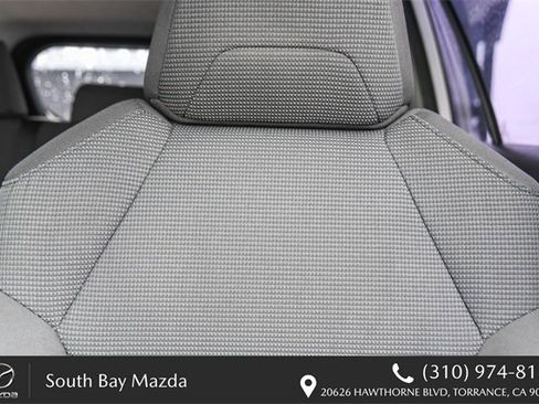 Used 2021 Toyota RAV4 LE image 24