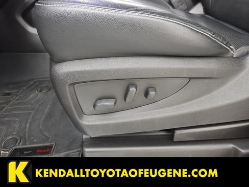 Used 2016 Chevrolet Tahoe LTZ AWD/4WD image 19