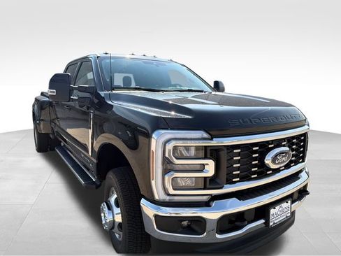 New 2026 Ford F350 Lariat AWD/4WD image 11