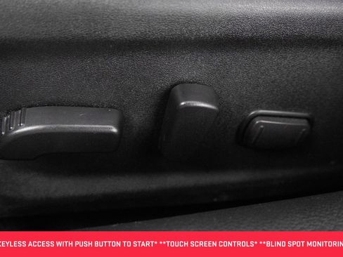 Used 2023 Nissan Altima 2.5 SL FWD image 8