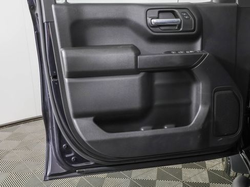 Used 2023 Chevrolet Silverado 1500 Custom AWD/4WD image 28