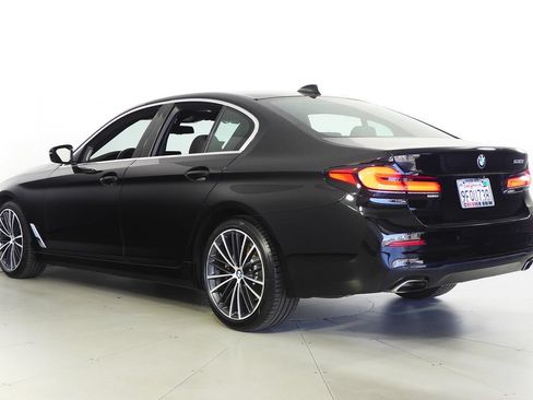 Used 2023 BMW 530i w/ Premium Package RWD image 9