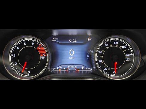 Used 2020 Jeep Cherokee Trailhawk AWD/4WD image 71
