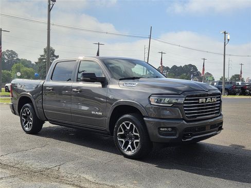 New 2026 RAM 1500 Laramie w/ Laramie Southwest Edition AWD/4WD image 3
