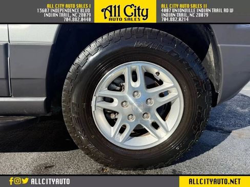 Used 2004 Jeep Grand Cherokee Laredo w/ Convenience Group RWD image 25