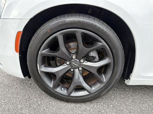 Used 2021 Chrysler 300 S RWD image 10