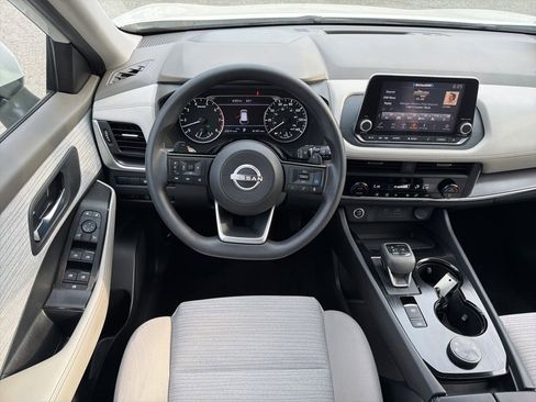 Used 2023 Nissan Rogue SV AWD/4WD image 22