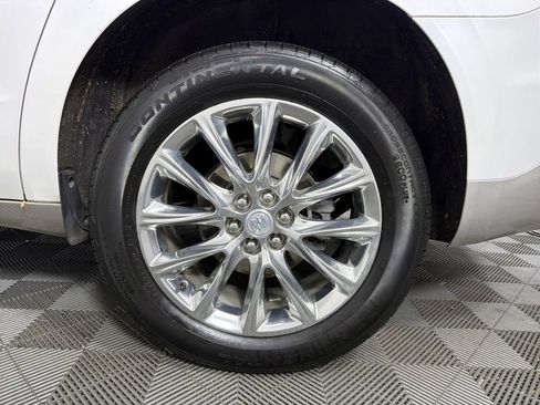 Certified 2021 Buick Enclave Essence w/ Sound and Sites Package image 19