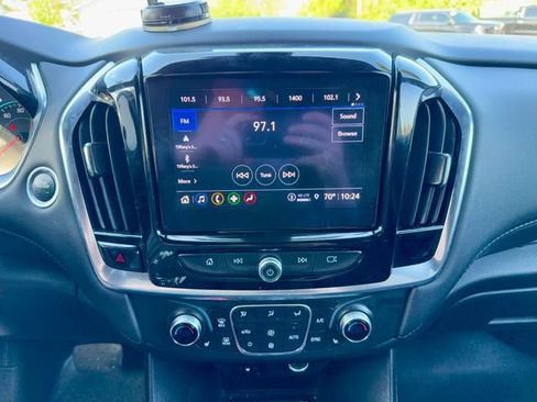 Used 2022 Chevrolet Traverse LT AWD/4WD image 20