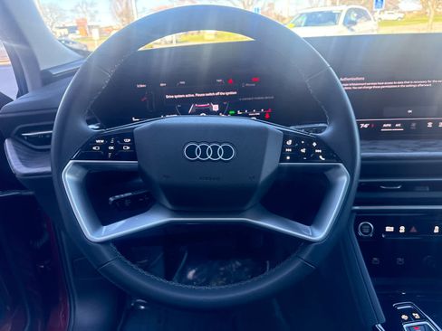 Used 2025 Audi Q5 Premium w/ Premium Plus AWD/4WD image 10