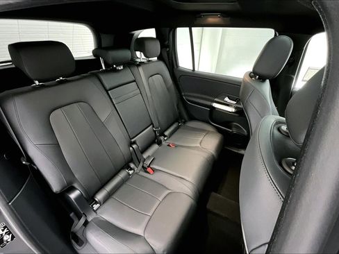 Certified 2023 Mercedes-Benz GLB 250 image 17