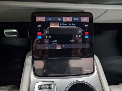 New 2026 Cadillac Vistiq Luxury image 31