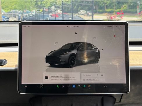 Used 2022 Tesla Model Y Long Range AWD/4WD image 42