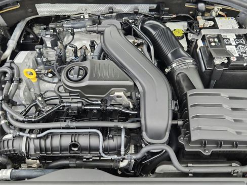 Used 2024 Volkswagen Jetta SE FWD image 30