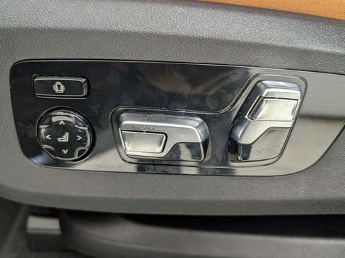 New 2026 BMW X5 M60i w/ Parking Assistance Package image 14