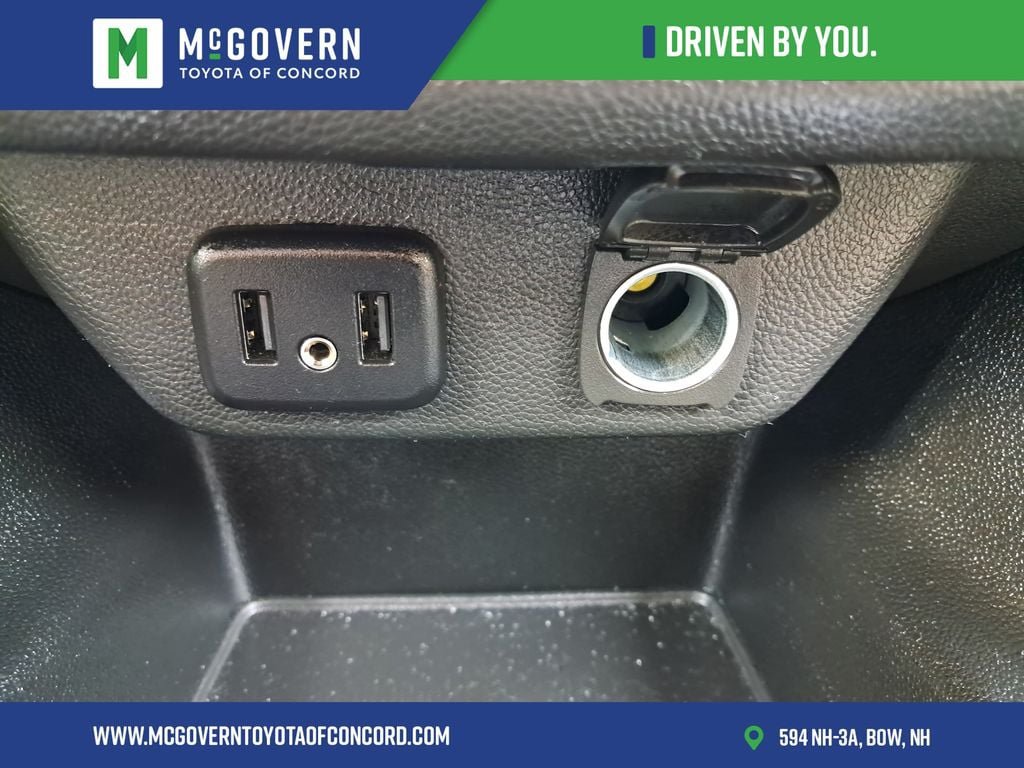 Used 2023 Chevrolet Traverse LS AWD/4WD image 29