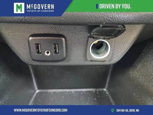 Used 2023 Chevrolet Traverse LS AWD/4WD image 29