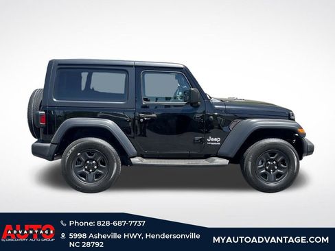 Used 2019 Jeep Wrangler Sport AWD/4WD image 2