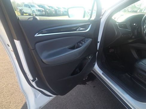 Used 2024 Buick Enclave Premium FWD image 30