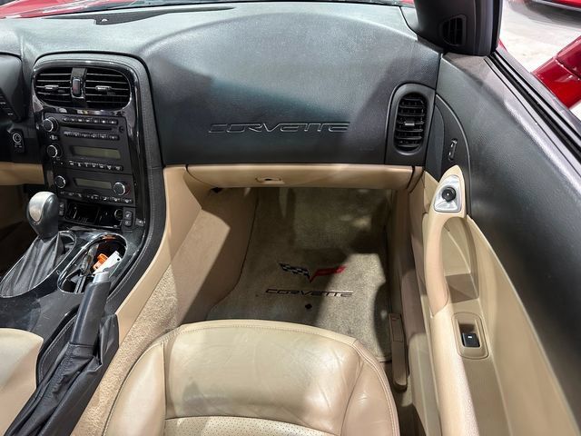 Used 2009 Chevrolet Corvette Coupe w/ Preferred Equipment Group RWD image 12