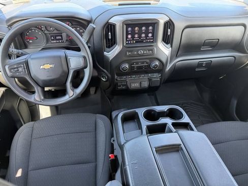 Used 2025 Chevrolet Silverado 2500 Custom w/ Custom Value Package AWD/4WD image 18