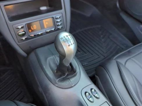 Used 1999 Porsche 911 Cabriolet image 21