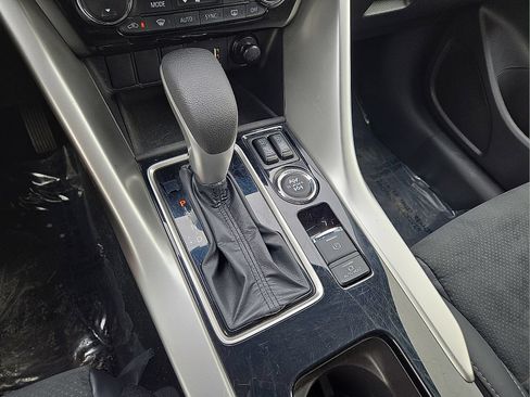Used 2025 Mitsubishi Eclipse Cross SE AWD/4WD image 30