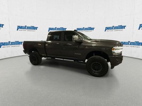 Used 2024 RAM 2500 Laramie AWD/4WD image 13