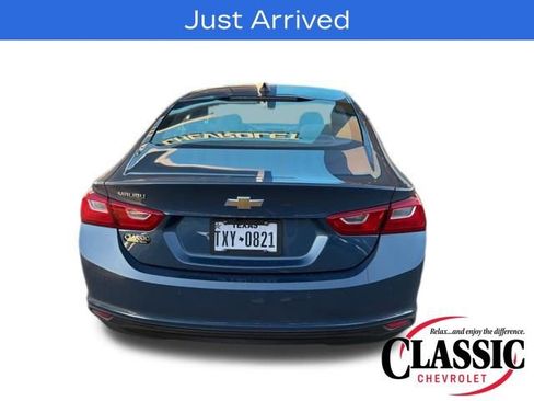 Used 2024 Chevrolet Malibu LS image 11