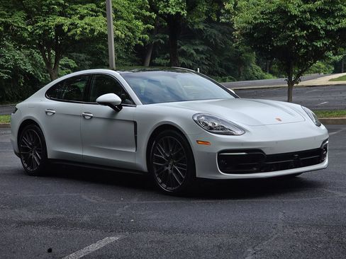 Used 2023 Porsche Panamera 4 Platinum Edition w/ Assistance Package AWD/4WD image 6