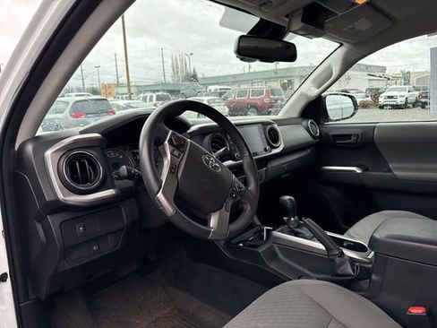 Used 2021 Toyota Tacoma SR5 image 8