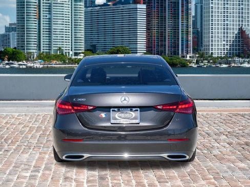 Used 2022 Mercedes-Benz C 300 Sedan image 6