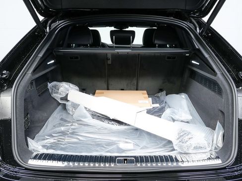 New 2026 Audi Q8 Premium Plus image 29