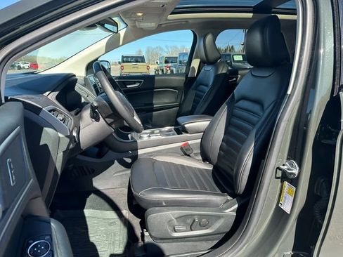 Used 2022 Ford Edge SEL w/ Convenience Package AWD/4WD image 9