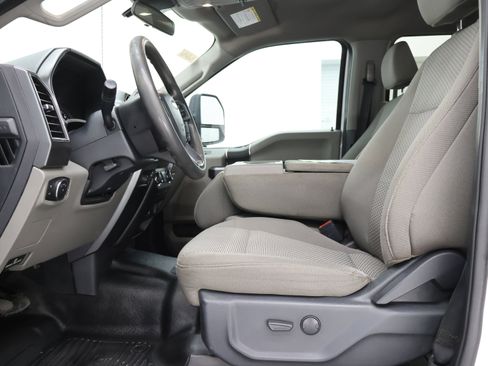 Used 2022 Ford F350 XLT w/ XLT Value Package image 8