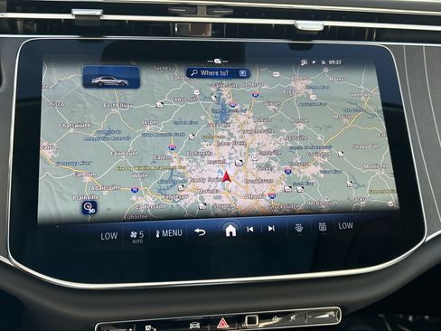 New 2026 Mercedes-Benz E 450 4MATIC Sedan image 30